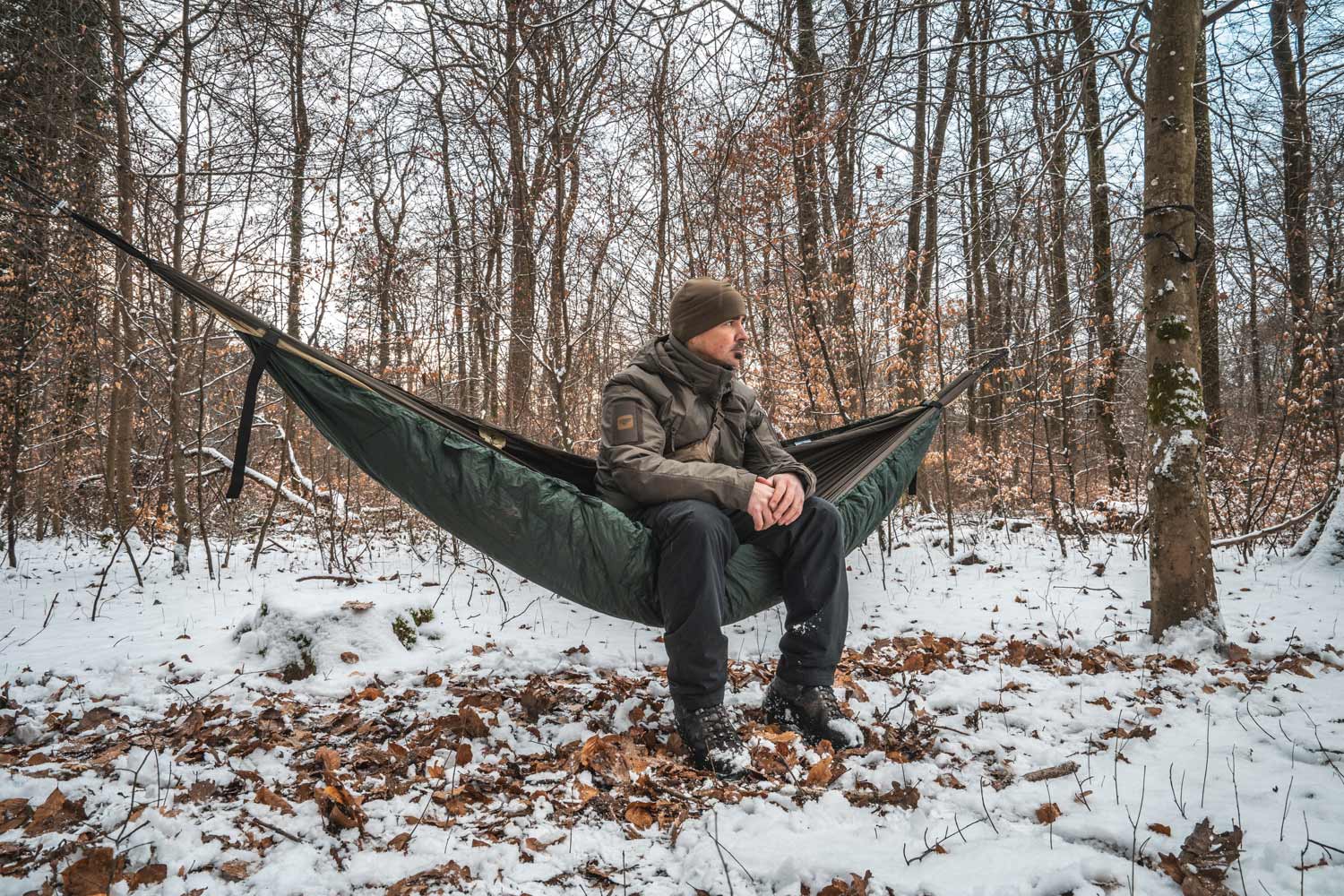Goose Down Underquilt – Advantages of down over hollow fiber filling for cold protection in your hammock