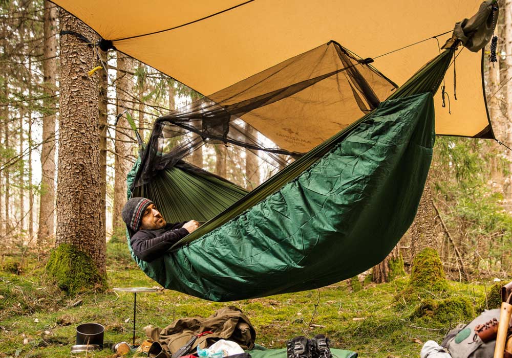 Fastening an underquilt to a hammock – instructions