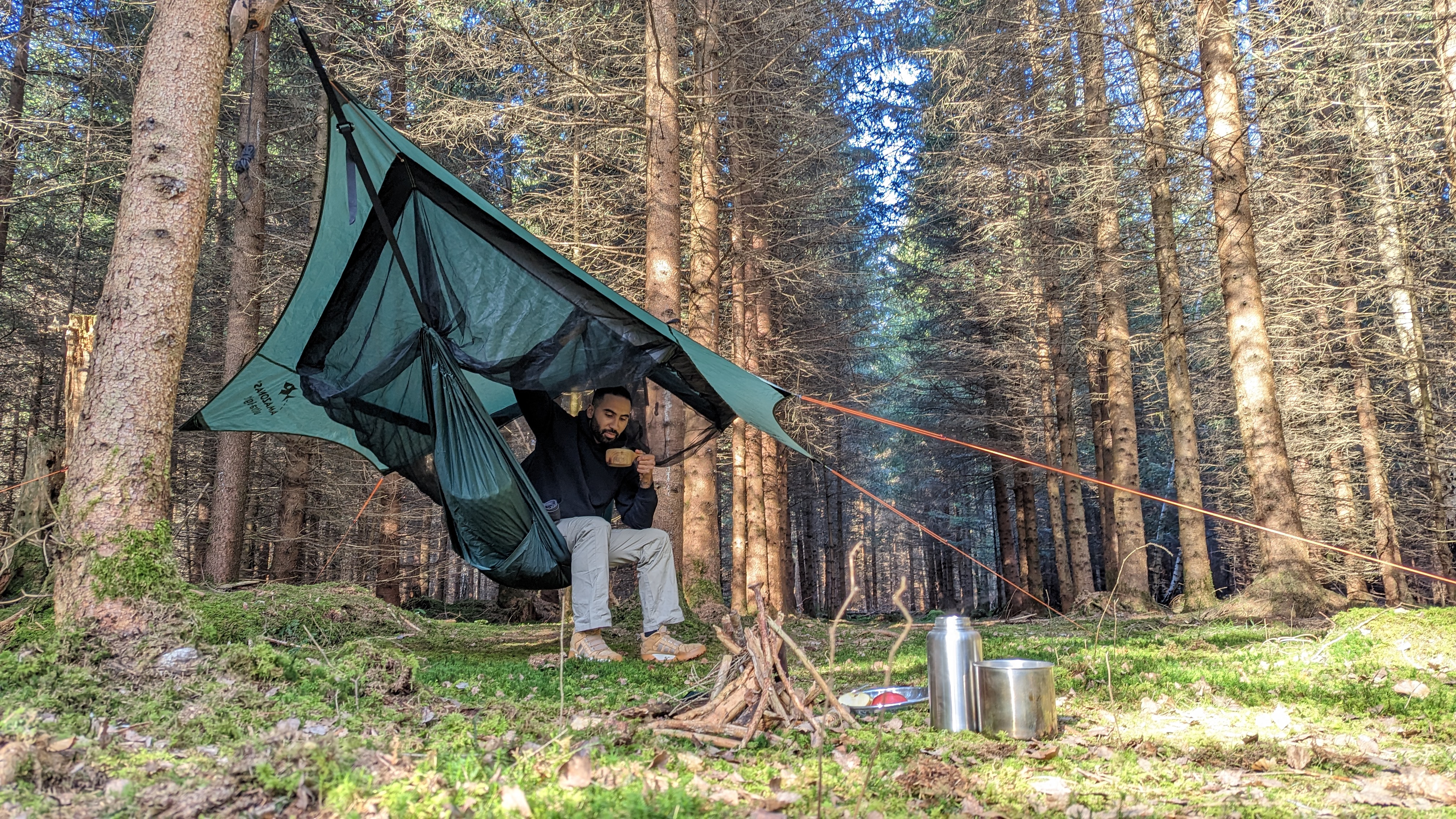 AMAZONAS Traveller Camp – advantages of the hammock-mosquitonet-tarp combo